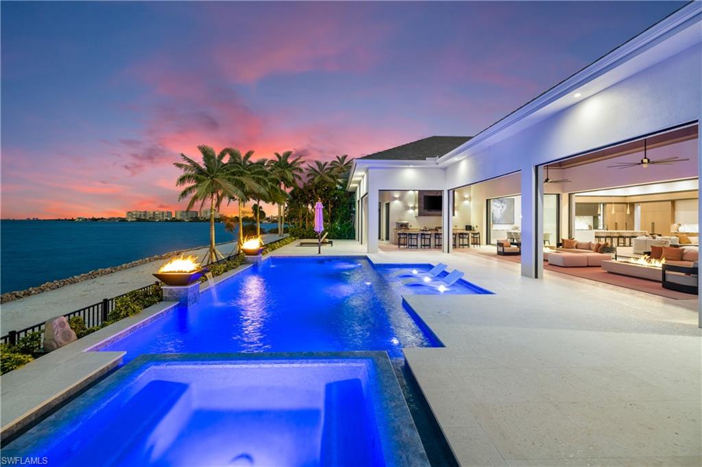 EDGEWATER - Residential