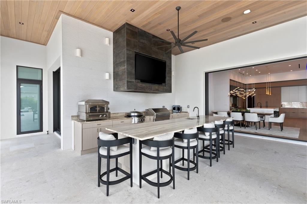 EDGEWATER - Residential