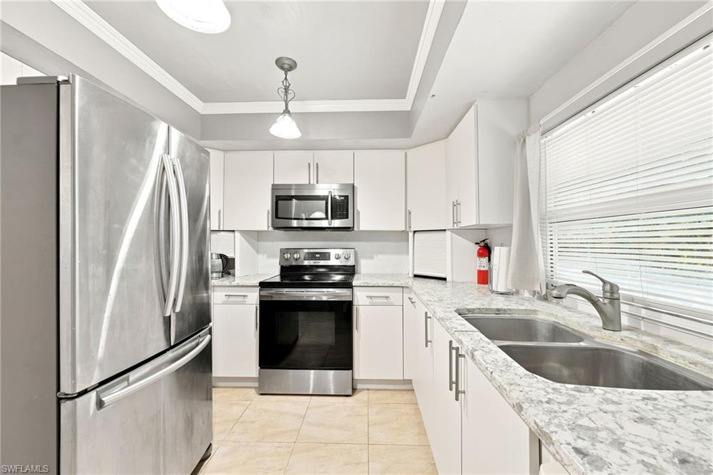 GOLDEN GATE CITY - Residential