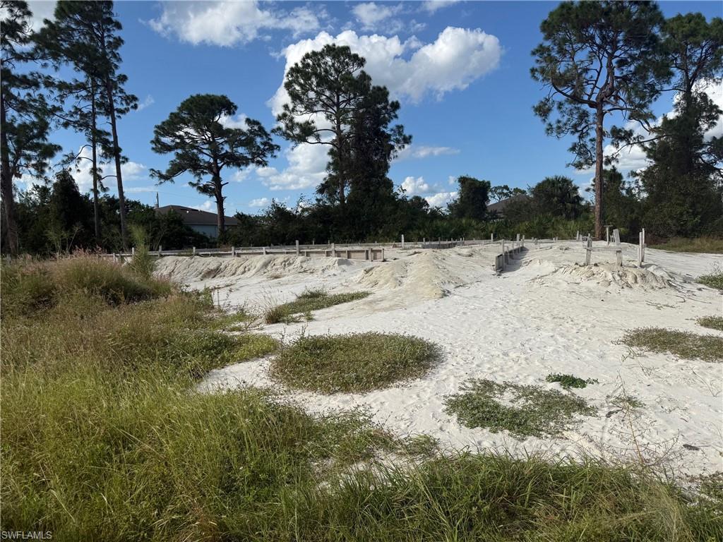 LEHIGH ACRES - Land