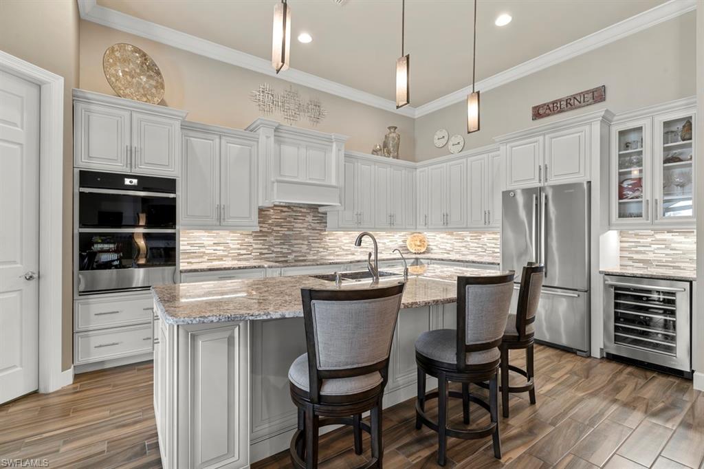 CORKSCREW SHORES - Residential