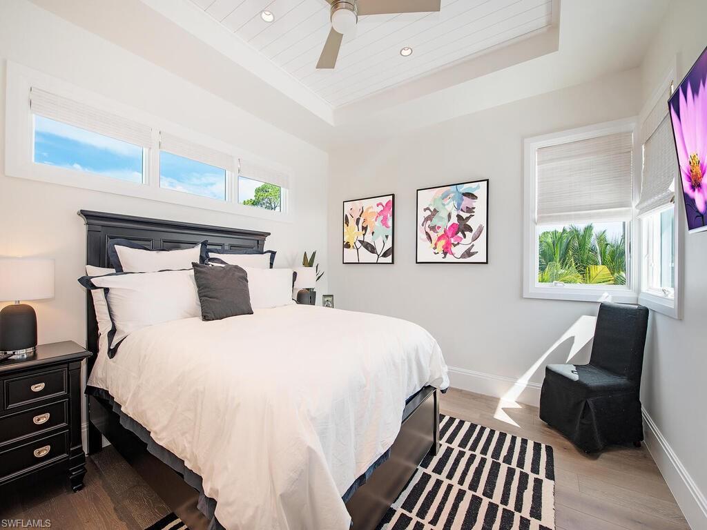 PINE RIDGE - Residential