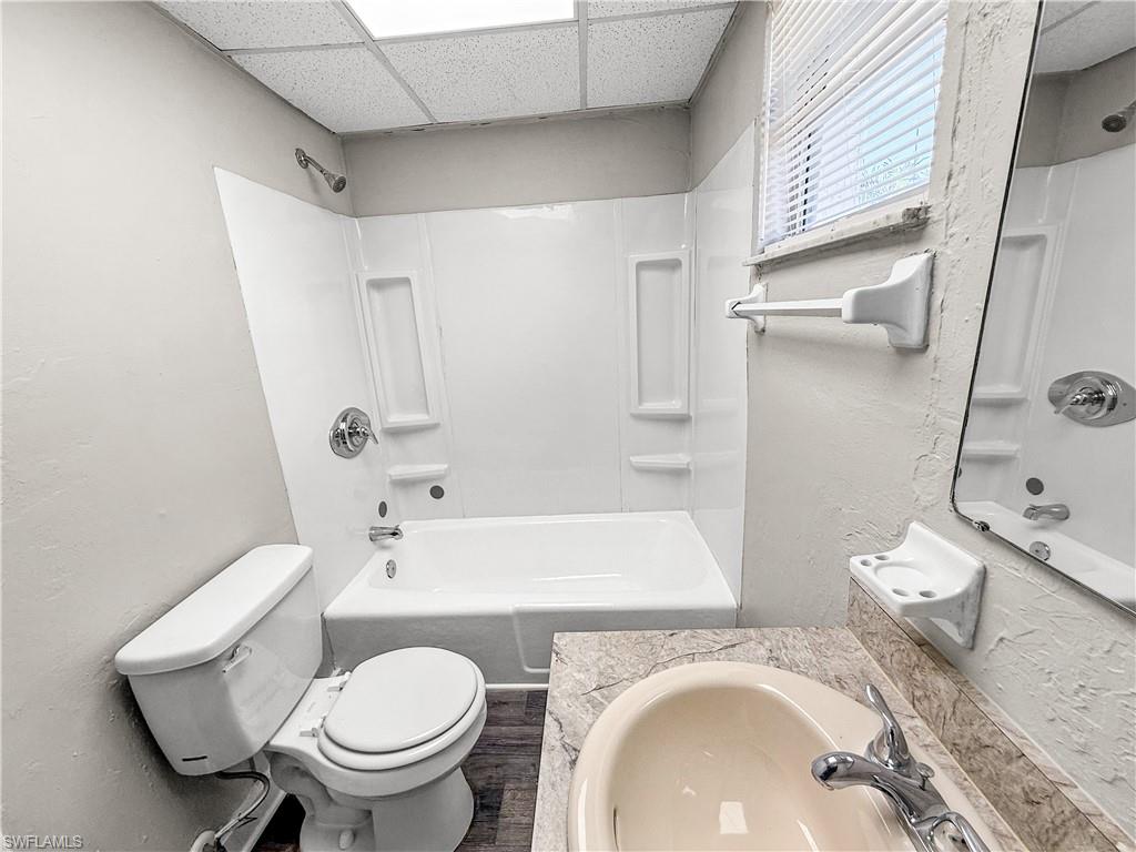 FORT MYERS - Residential Lease
