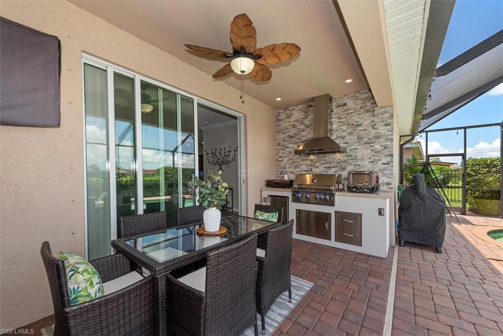 HAMPTON LAKES - Residential