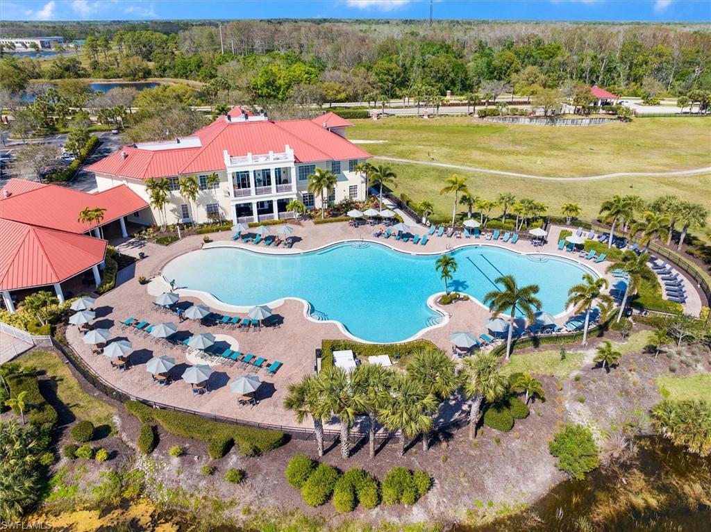 HAMPTON LAKES - Residential