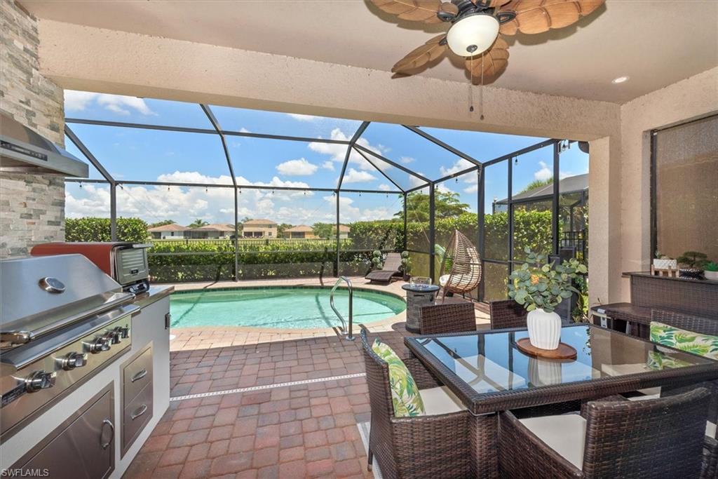 HAMPTON LAKES - Residential