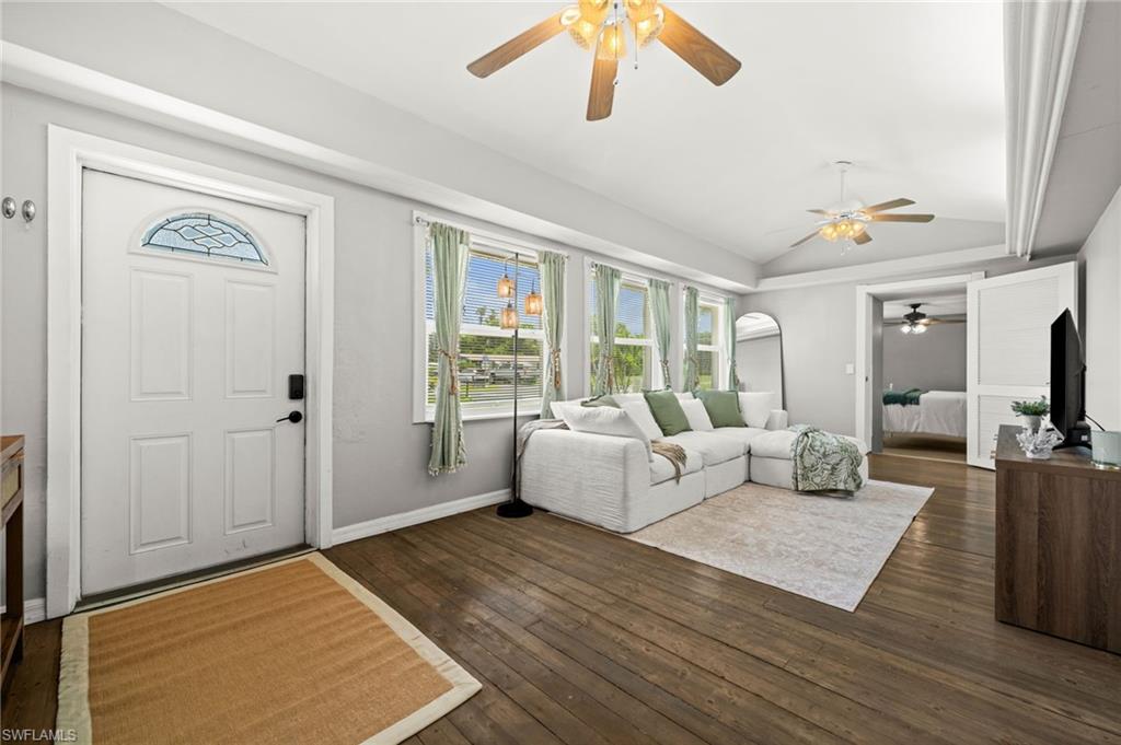 IONA GARDENS - Residential