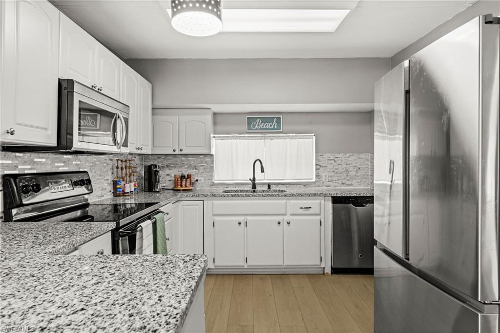 IONA GARDENS - Residential