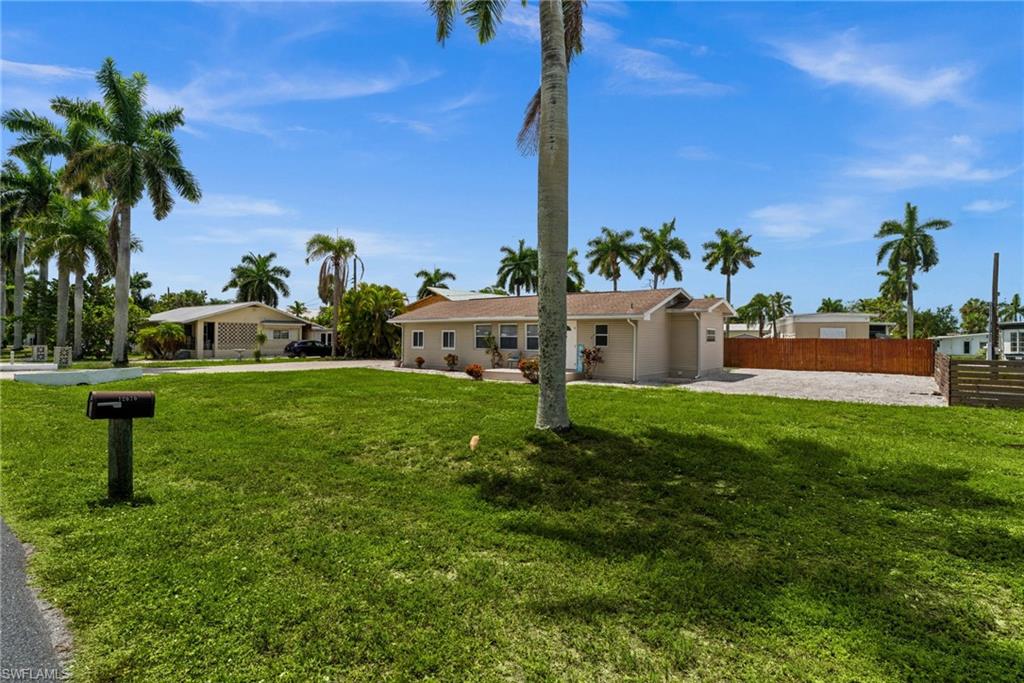 IONA GARDENS - Residential