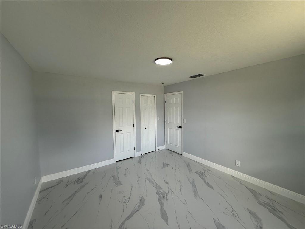 FORT MYERS SHORES - Residential