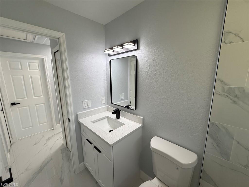 FORT MYERS SHORES - Residential
