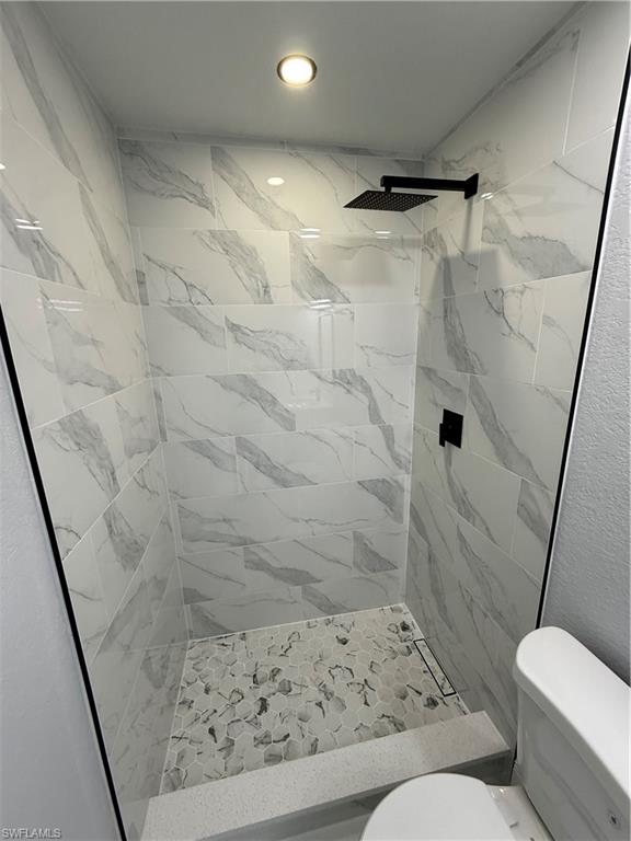 FORT MYERS SHORES - Residential