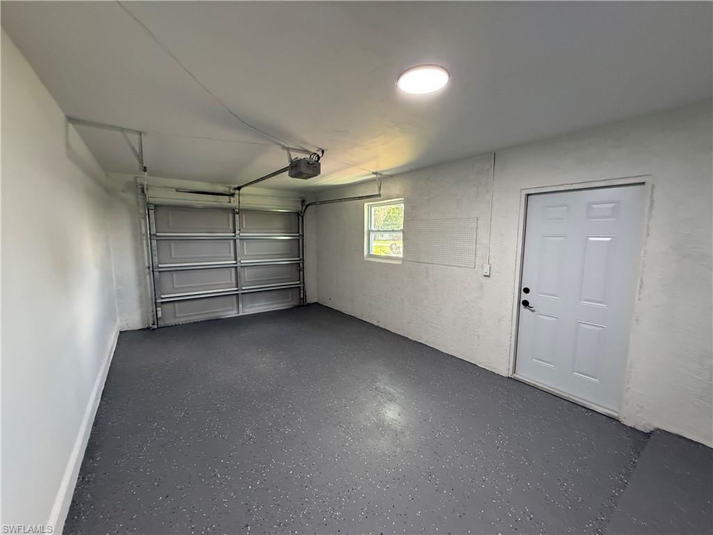 FORT MYERS SHORES - Residential