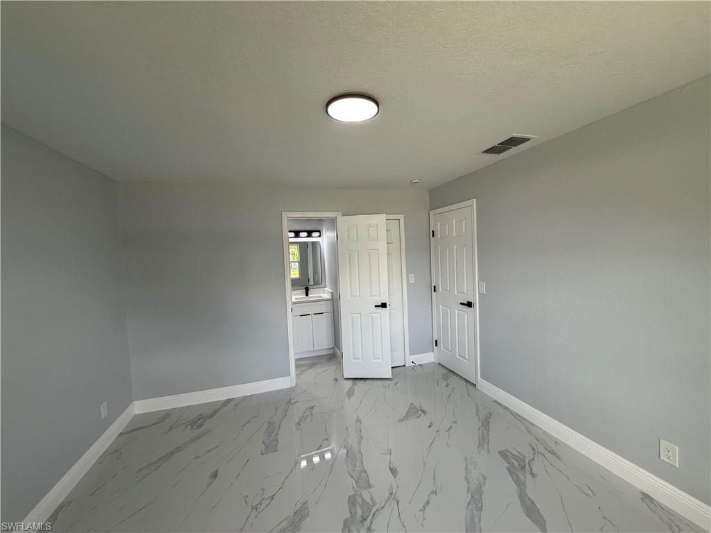 FORT MYERS SHORES - Residential