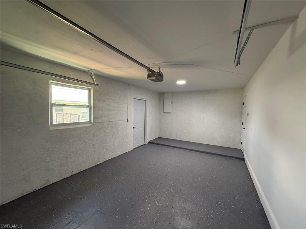 FORT MYERS SHORES - Residential