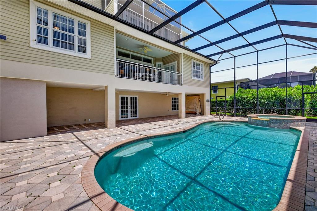 PARADISE VILLAGE - Residential