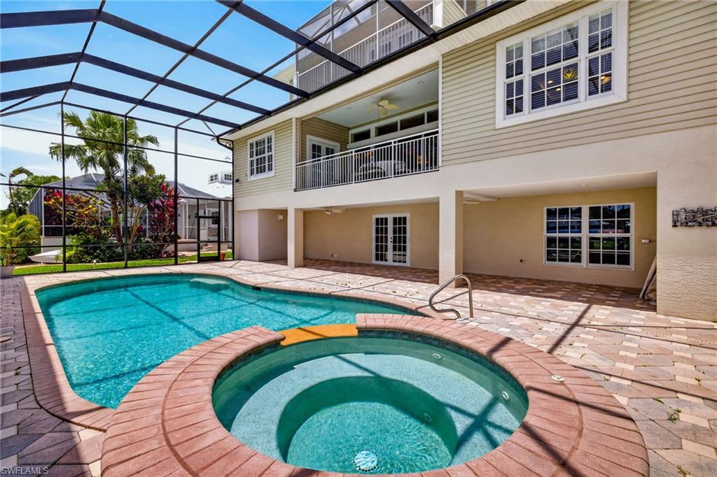 PARADISE VILLAGE - Residential