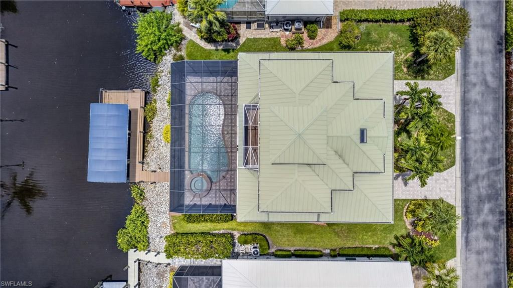 PARADISE VILLAGE - Residential