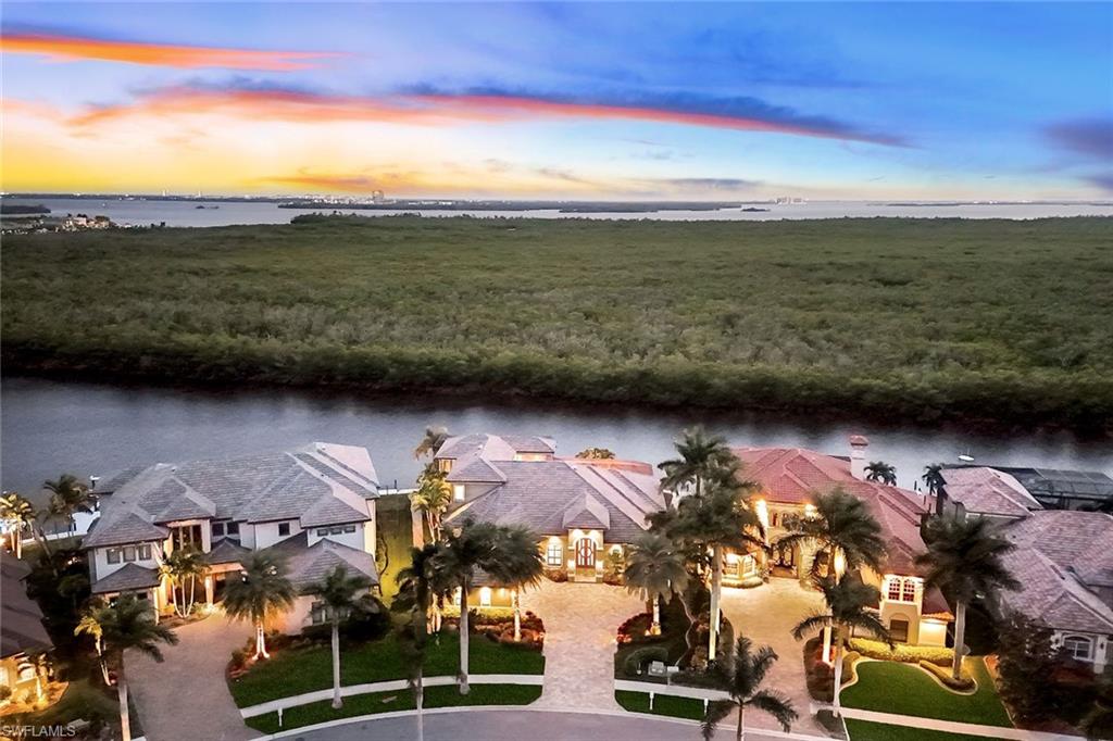 CAPE HARBOUR - Residential
