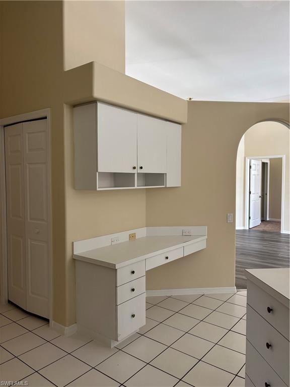 PINEWOOD LAKES - Residential Lease