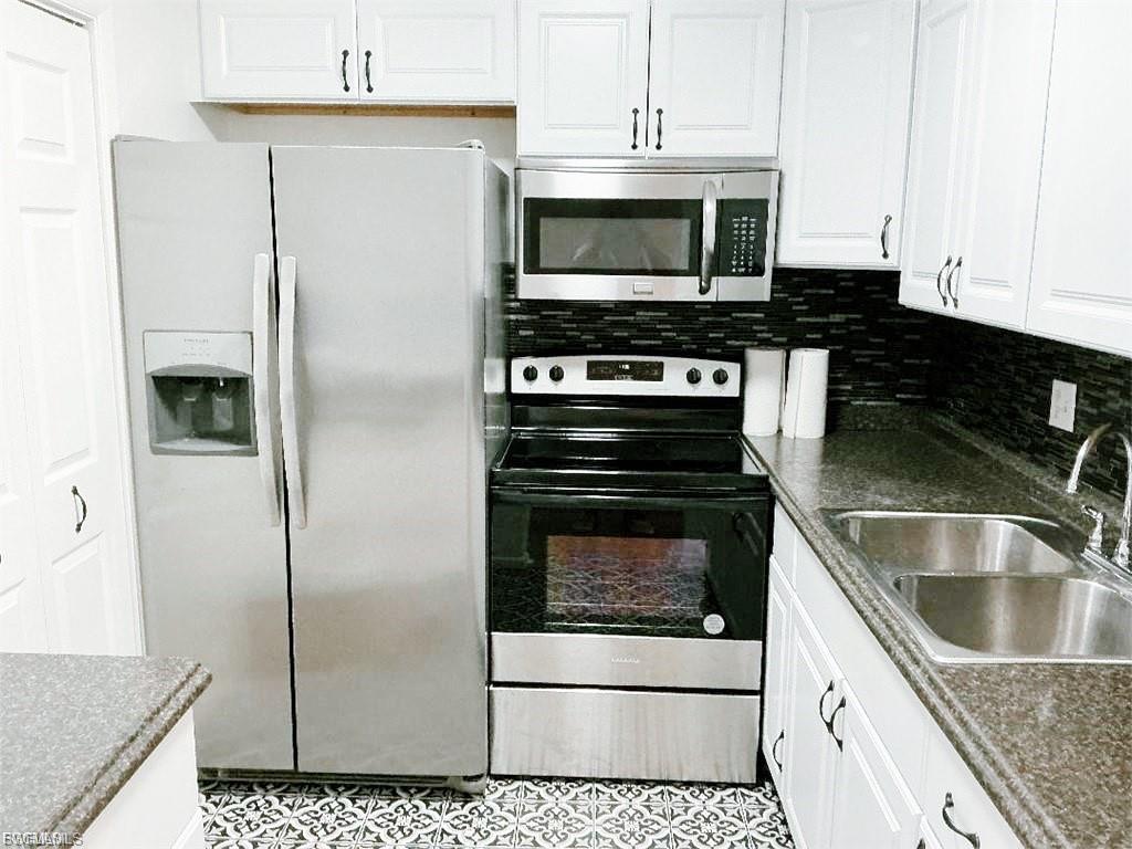 NORTH FORT MYERS - Residential