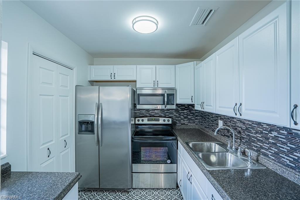 NORTH FORT MYERS - Residential