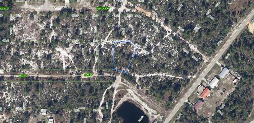 A VACANT LOT IN LAKE PLACID IN HIGHLANDS COUNTY!!!