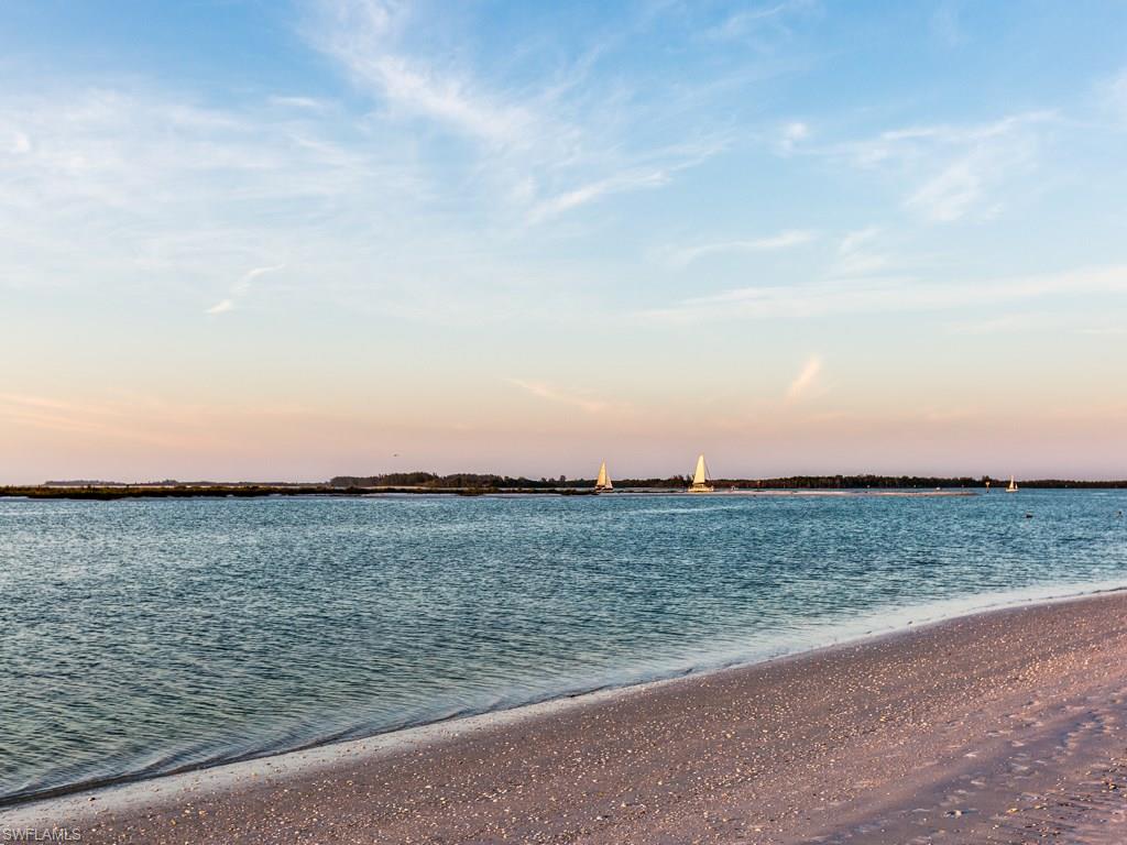 HIDEAWAY BEACH - Land