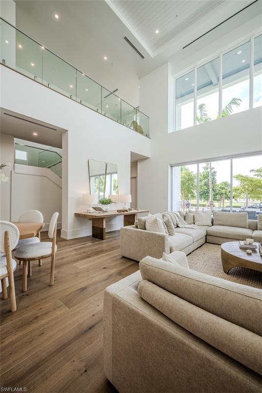 OLDE NAPLES - Residential