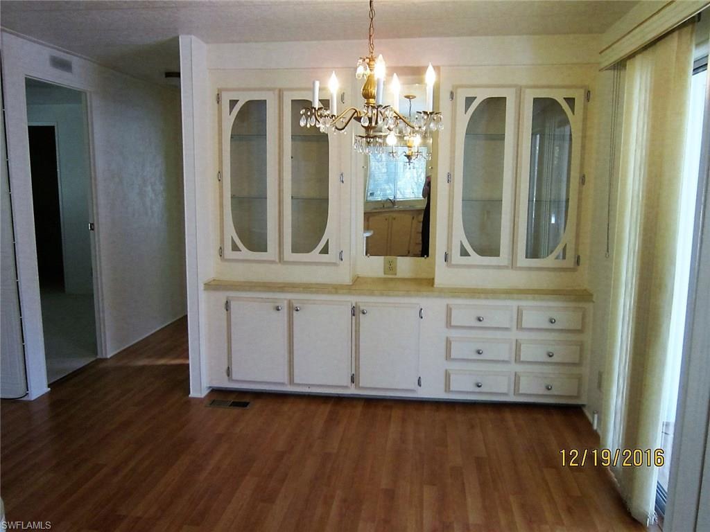 LAUREL ESTATES MOBILE HOME VIL - Residential