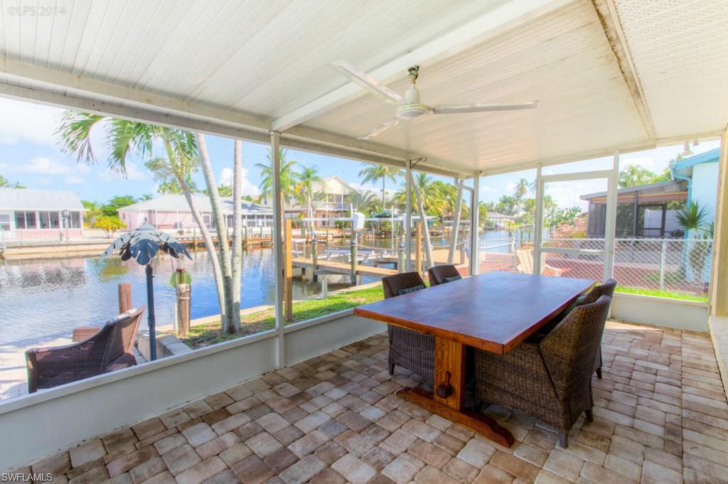 ISLAND HARBORS - Residential
