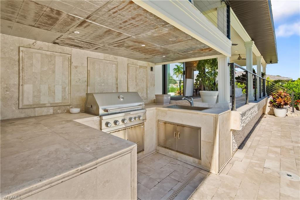ROYAL HARBOR - Residential