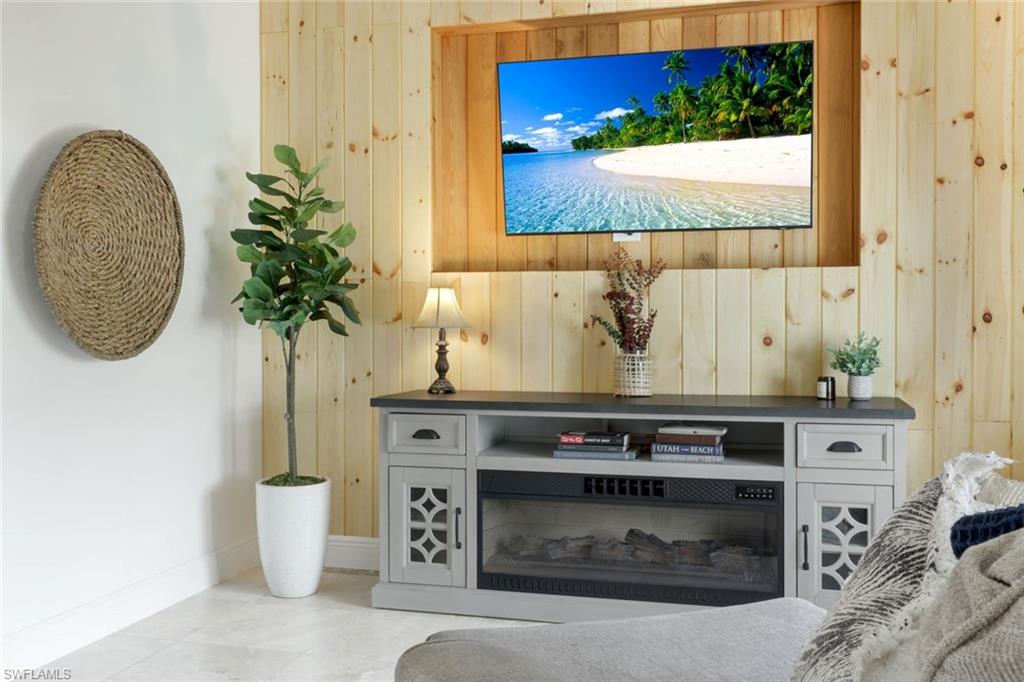 SPRING LAKES - Residential