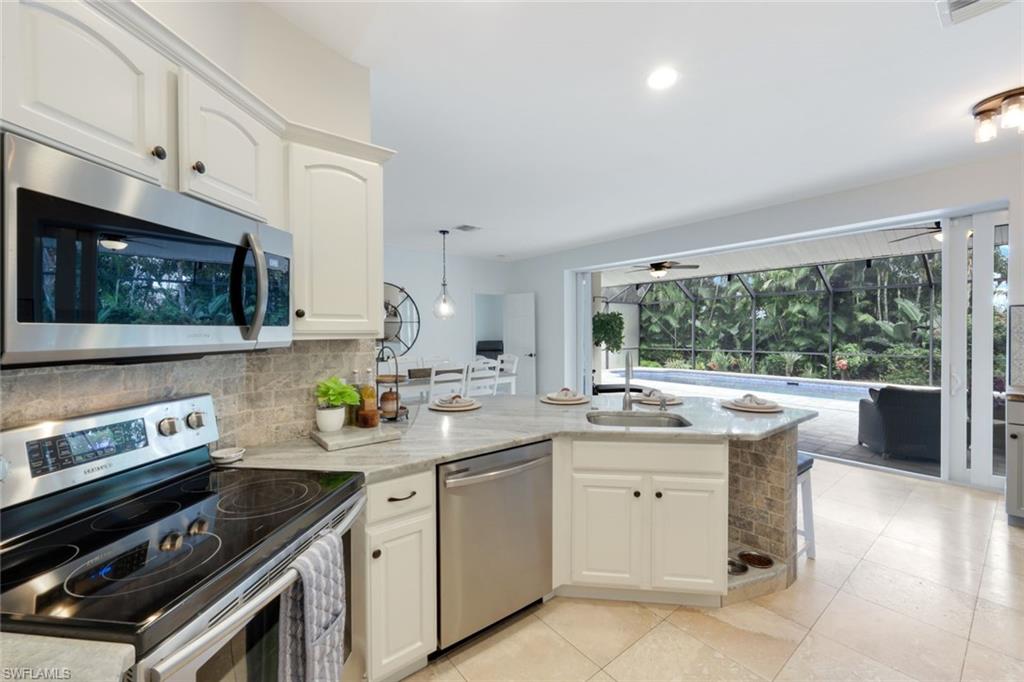 SPRING LAKES - Residential