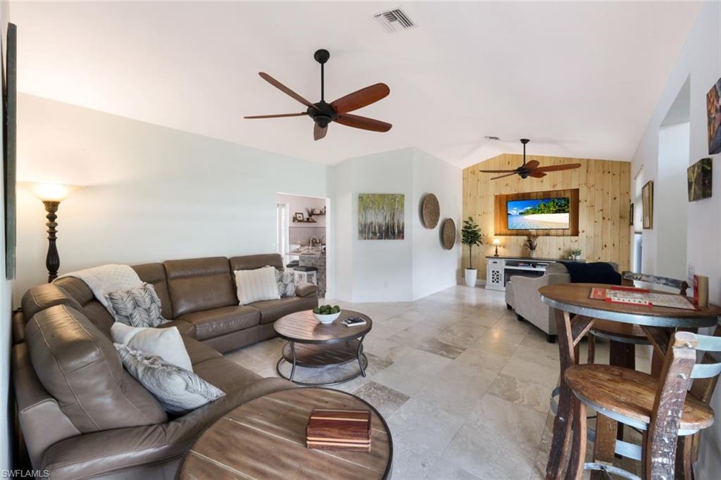 SPRING LAKES - Residential