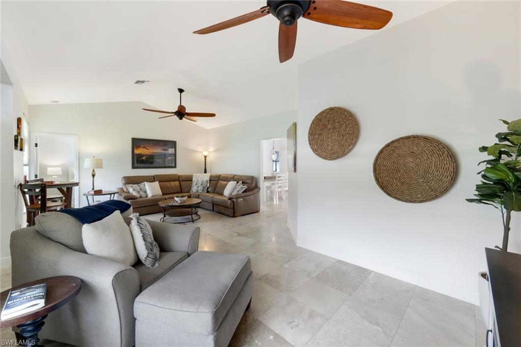 SPRING LAKES - Residential