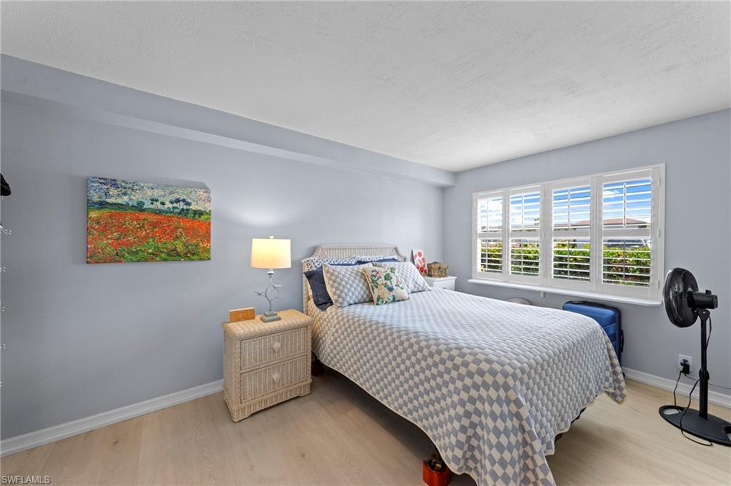 GLADES COUNTRY CLUB - Residential