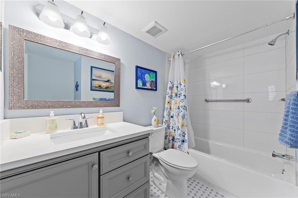 GLADES COUNTRY CLUB - Residential