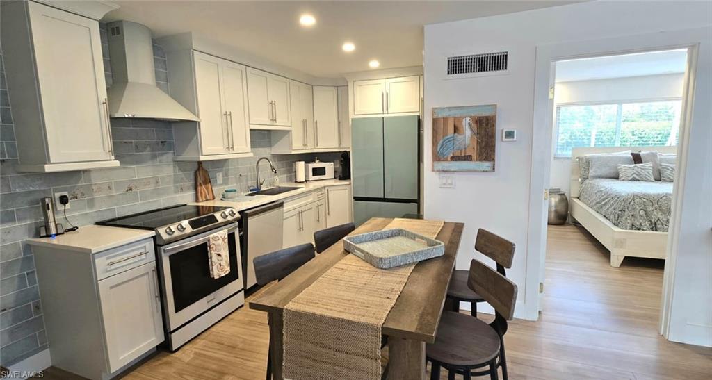 TWIN PALMS - Residential