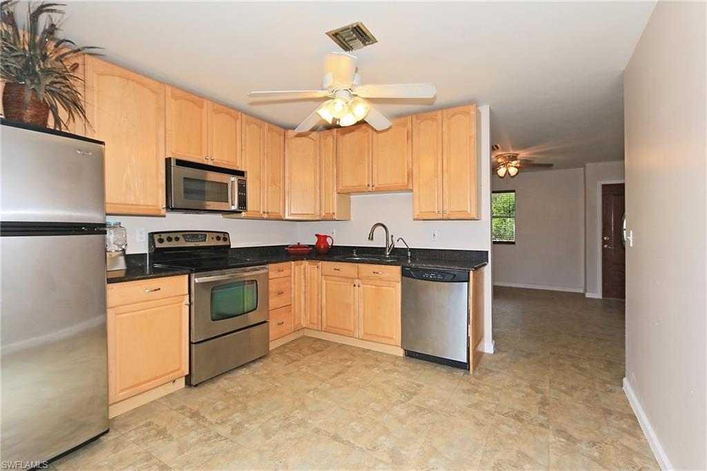 SAN CARLOS PARK - Residential