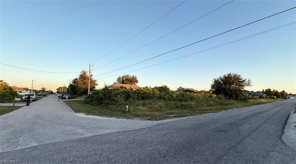 LEHIGH ACRES - Land
