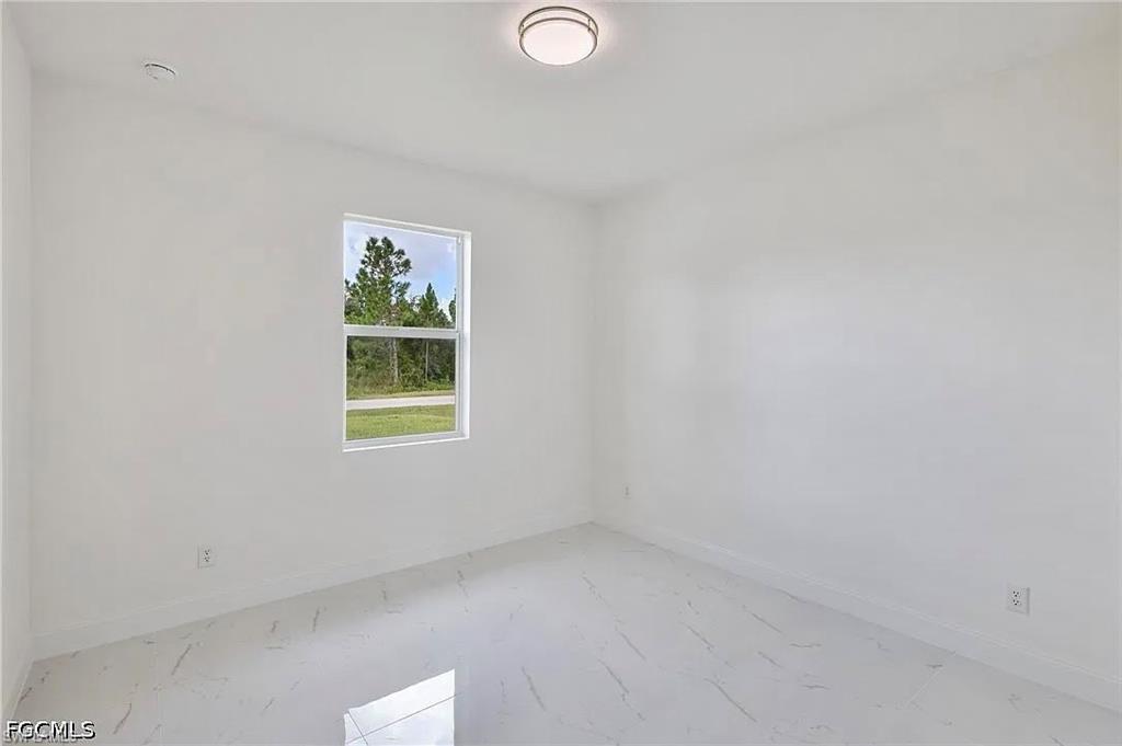 WILLOW LAKE - Residential