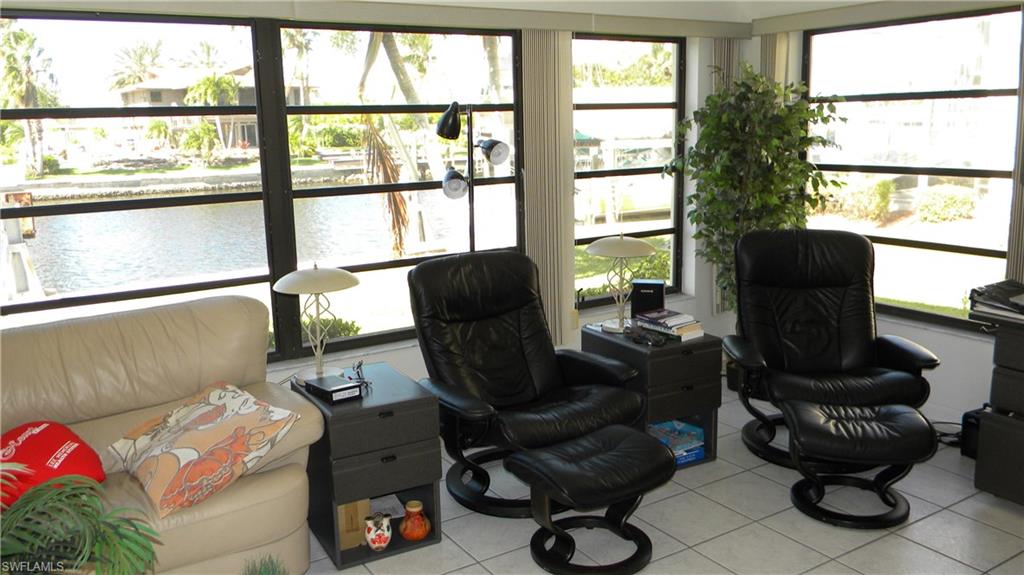 SIESTA ISLES - Residential