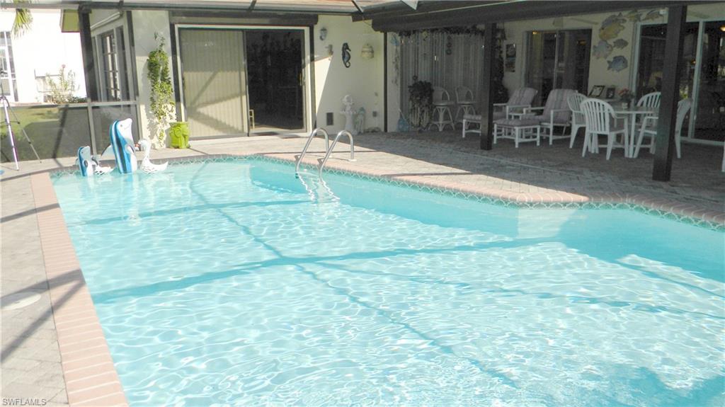 SIESTA ISLES - Residential