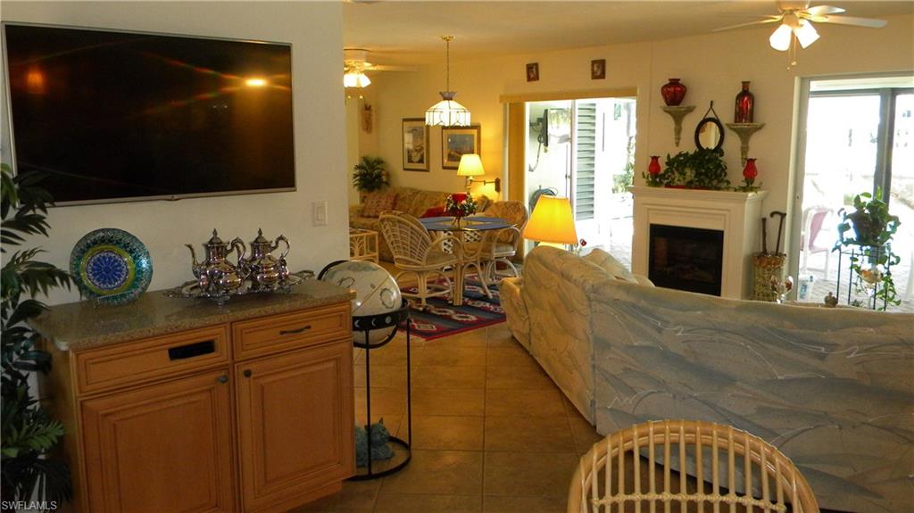 SIESTA ISLES - Residential