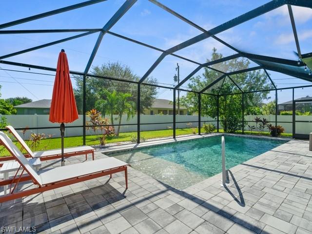 This is a VACATION RENTAL only. Owner will not consider annual rentals. Weekly rentals are welcome.