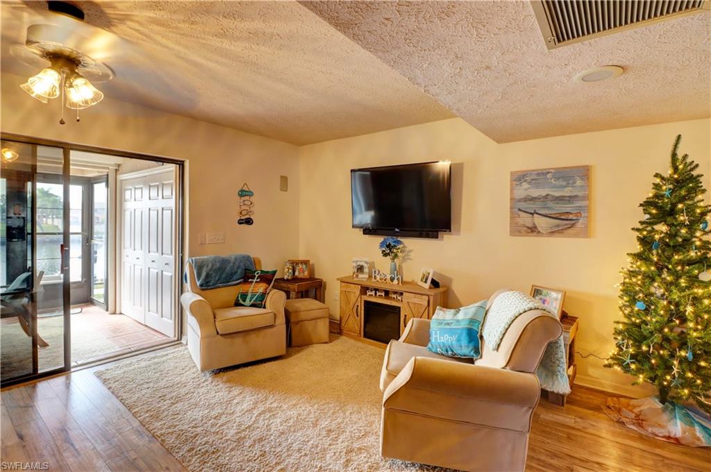 ROYAL VISTA CONDOMINIUM - Residential