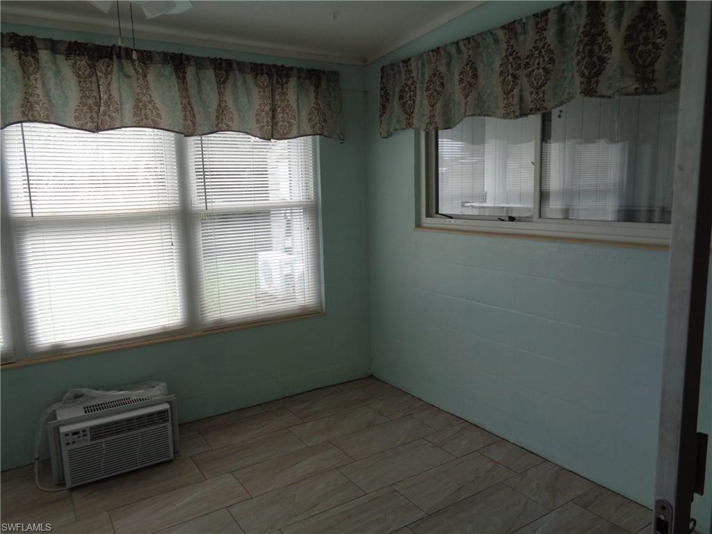 PORT CHARLOTTE - Residential