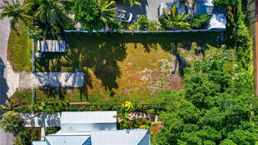 LAKE SIDE MOBILE ESTATES - Land