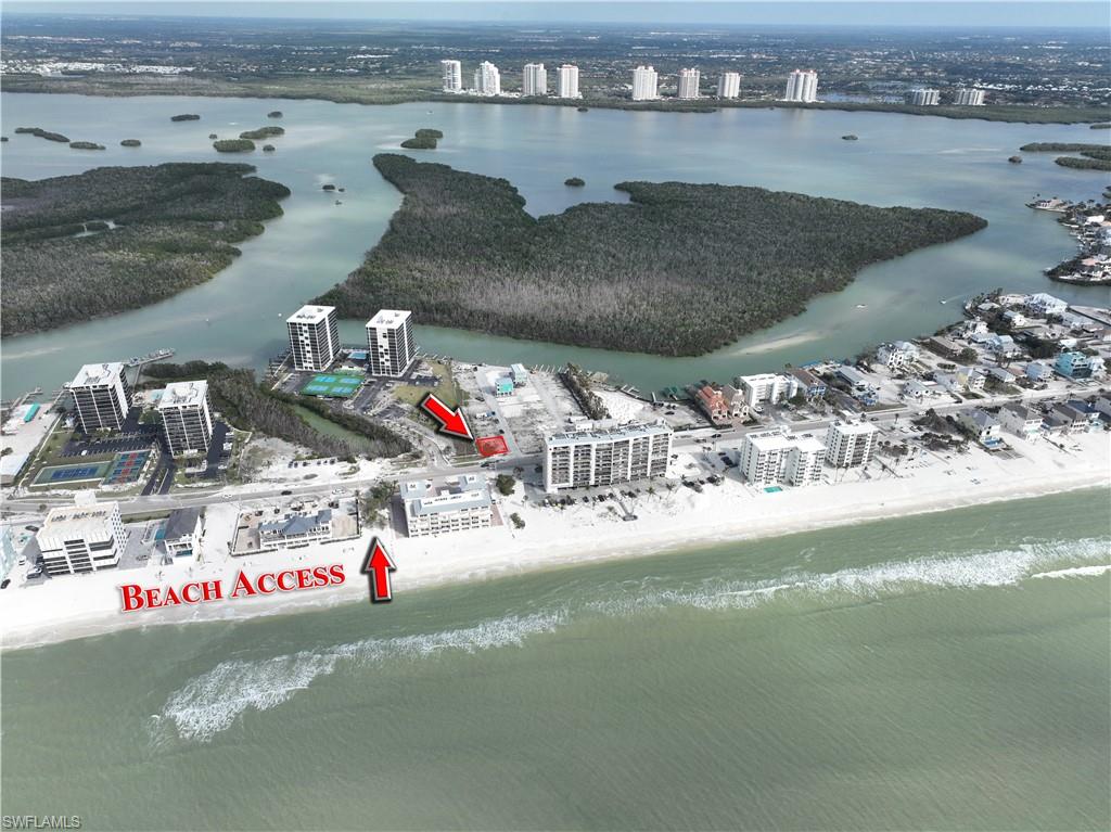 BONITA BEACH - Land
